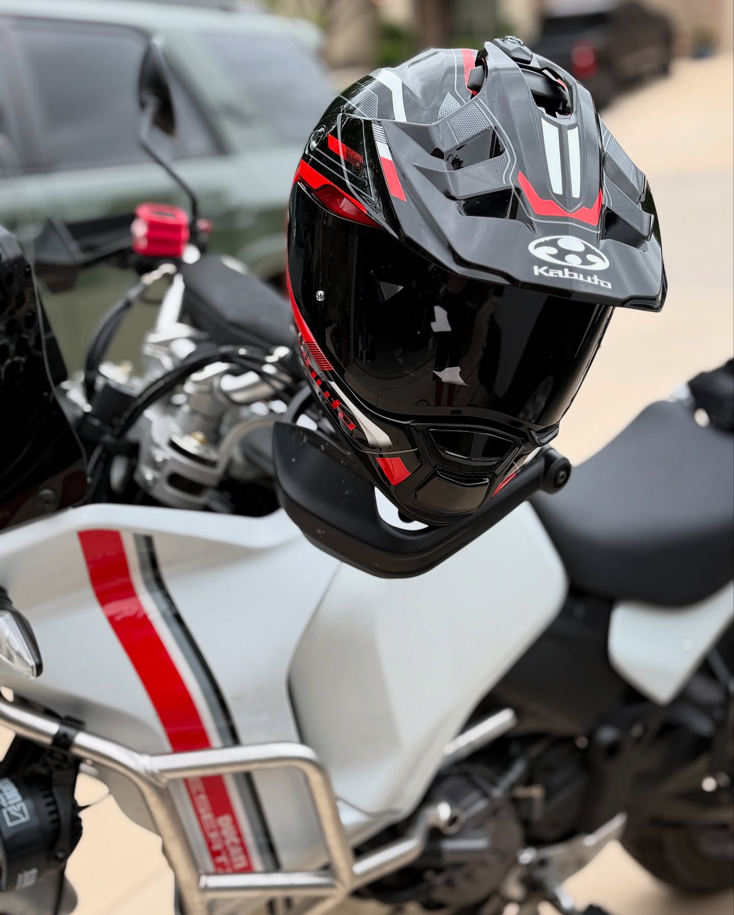 OGK Kabuto GEOSYS GT MIPS | Black Metallic | Dual Sport Helmet